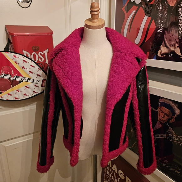 7 For All Mankind Black Faux Leather Jacket with Red Sherpa Trim - Picture 4 of 5